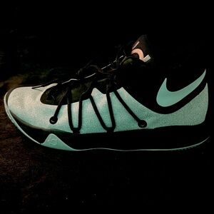 Nike KD Trey 5 V Black Wolf Grey